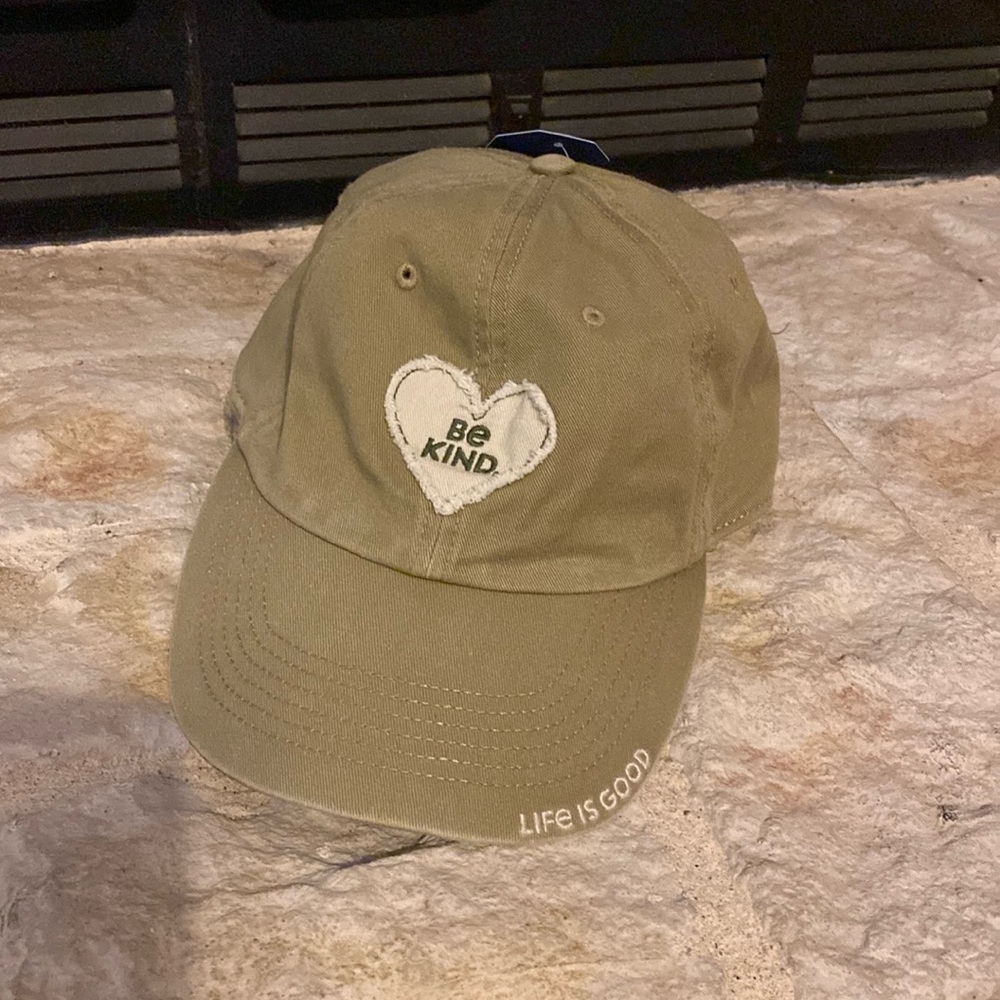 Ellen DeGeneres be kind, original cap